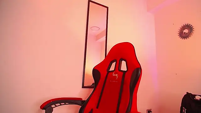 Snapshot of Anhonymus_ chatting on December 2, 2025, 3:45 am Anhonymus online show from December 2, 2025, 3:45 am