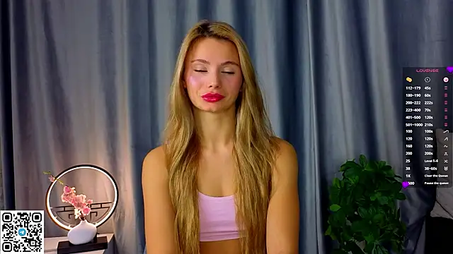 Snapshot of NaughtySeraphine chatting on February 7, 2026, 5:11 am NaughtySeraphine online show from February 7, 2026, 5:11 am