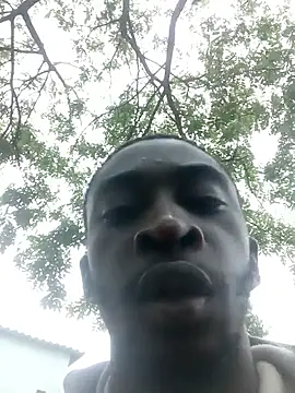 Snapshot of kadassy chatting on November 18, 2025, 9:36 am kadassy online show from November 18, 2025, 9:36 am