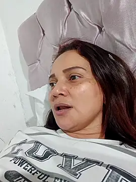 Snapshot of Amanda39 chatting on November 6, 2025, 12:55 am Amanda39 online show from November 6, 2025, 12:55 am