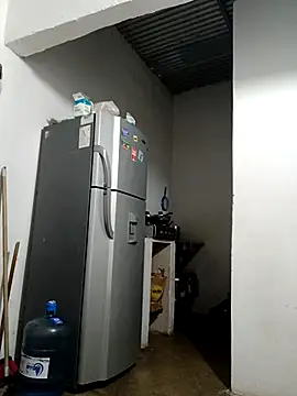 Snapshot of Amanda39 chatting on December 4, 2025, 11:13 pm Amanda39 online show from December 4, 2025, 11:13 pm