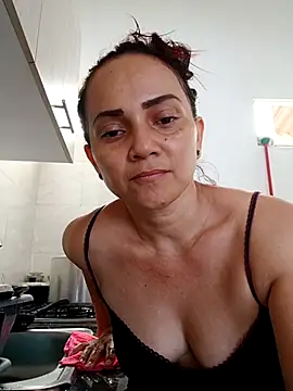 Snapshot of Amanda39 chatting on April 19, 2026, 3:22 pm Amanda39 online show from April 19, 2026, 3:22 pm