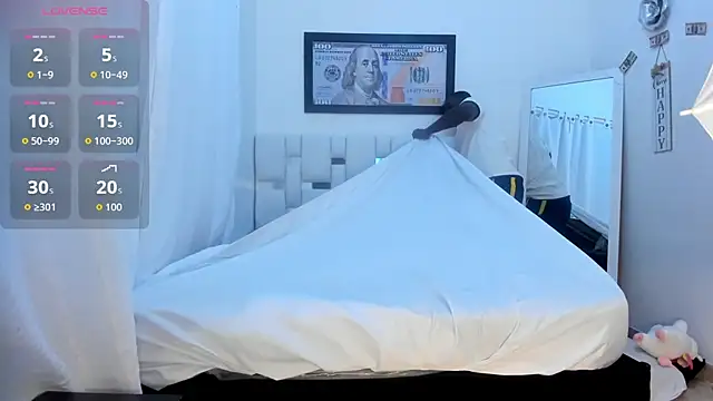 Snapshot of lucas_manzon chatting on December 4, 2025, 1:20 pm lucas manzon online show from December 4, 2025, 1:20 pm