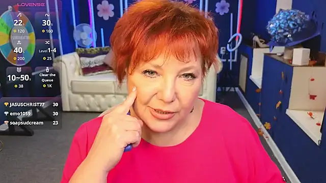 Snapshot of Kira_Kenett chatting on November 26, 2025, 6:03 am Kira Kenett online show from November 26, 2025, 6:03 am