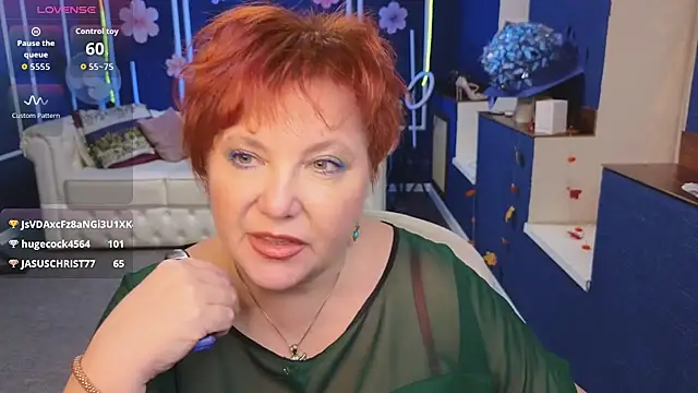 Snapshot of Kira_Kenett chatting on November 27, 2025, 6:59 am Kira Kenett online show from November 27, 2025, 6:59 am