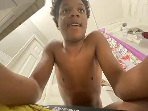 dmmeformerch online show from February 24, 2026, 4:38 pm