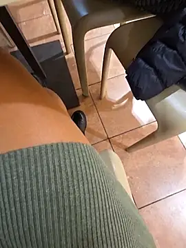 sexy7883 online show from October 30, 2025, 7:54 am