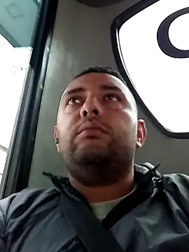 angelitocalientico online show from November 4, 2025, 9:36 pm