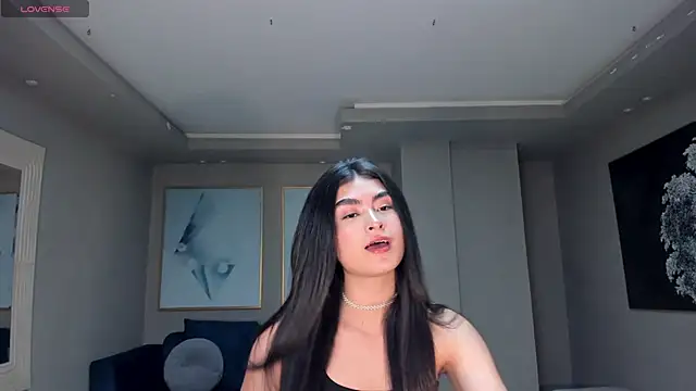 LucyWeiss  online show from September 24, 2025, 8:12 pm