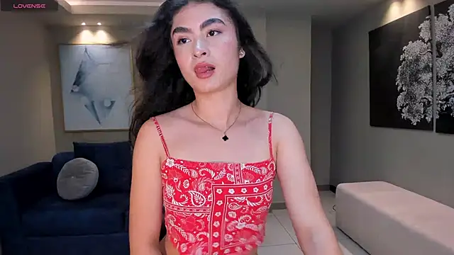 LucyWeiss  online show from September 27, 2025, 8:03 pm