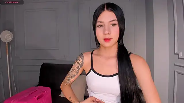 Snapshot of LaurentConnor chatting on October 28, 2025, 3:43 am LaurentConnor online show from October 28, 2025, 3:43 am