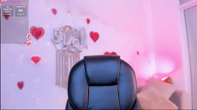 Ginni charlotte online show from February 15, 2026, 4:20 am