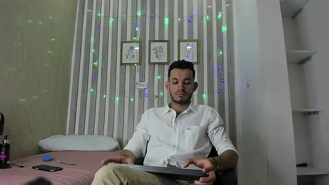 EthanGrey online show from March 28, 2026, 11:21 am