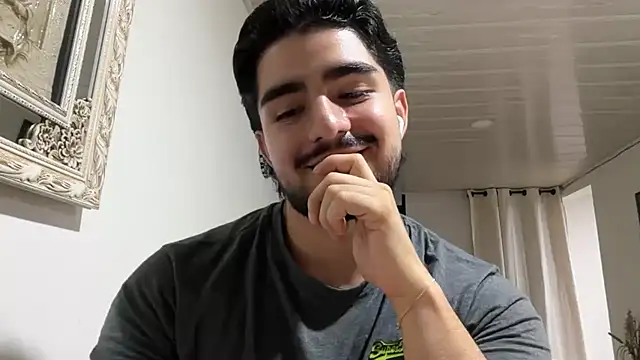Snapshot of zayn_maximoff chatting on May 14, 2026, 3:13 am zayn maximoff online show from May 14, 2026, 3:13 am