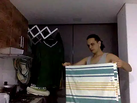 KianxxTeach online show from October 7, 2025, 2:09 am