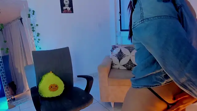 Snapshot of Genesiissss chatting on February 1, 2026, 4:22 am Genesiissss online show from February 1, 2026, 4:22 am