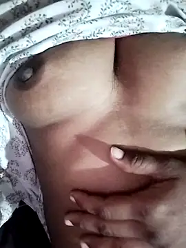 Beautiful-fun6 online show from October 28, 2025, 2:42 pm