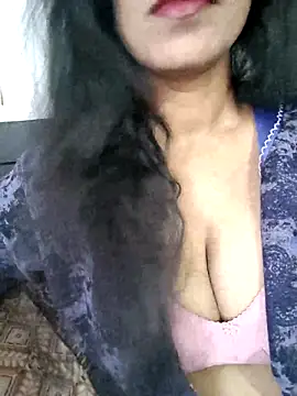 Snapshot of Deepa_Sharma143 chatting on March 22, 2026, 1:42 am Deepa Sharma143 online show from March 22, 2026, 1:42 am