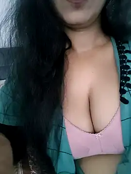 Snapshot of Deepa_Sharma143 chatting on April 10, 2026, 2:06 am Deepa Sharma143 online show from April 10, 2026, 2:06 am