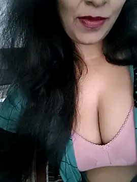 Snapshot of Deepa_Sharma143 chatting on April 14, 2026, 2:17 am Deepa Sharma143 online show from April 14, 2026, 2:17 am