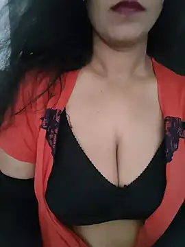 Snapshot of Deepa_Sharma143 chatting on June 25, 2026, 1:38 am Deepa Sharma143 online show from June 25, 2026, 1:38 am