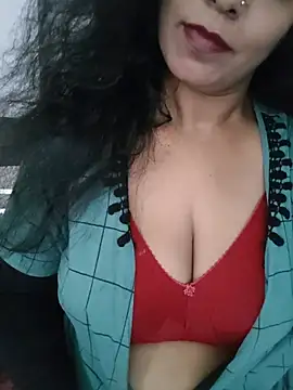 Snapshot of Deepa_Sharma143 chatting on July 18, 2026, 1:43 am Deepa Sharma143 online show from July 18, 2026, 1:43 am
