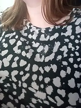 bellita13 online show from September 25, 2025, 4:43 pm