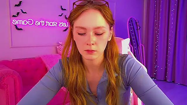 Snapshot of AgataFoxley chatting on November 5, 2025, 6:08 pm AgataFoxley online show from November 5, 2025, 6:08 pm