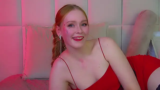 Snapshot of AgataFoxley chatting on November 12, 2025, 6:19 pm AgataFoxley online show from November 12, 2025, 6:19 pm