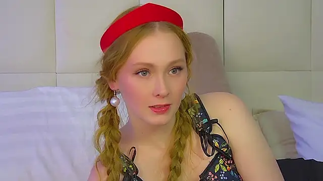 Snapshot of AgataFoxley chatting on November 27, 2025, 6:10 pm AgataFoxley online show from November 27, 2025, 6:10 pm