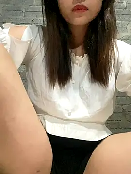  sury00  online show from October 4, 2025, 7:06 am