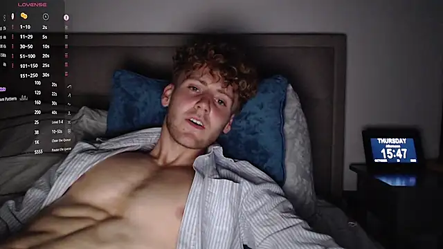 DominantAlex18 online show from October 23, 2025, 2:49 pm