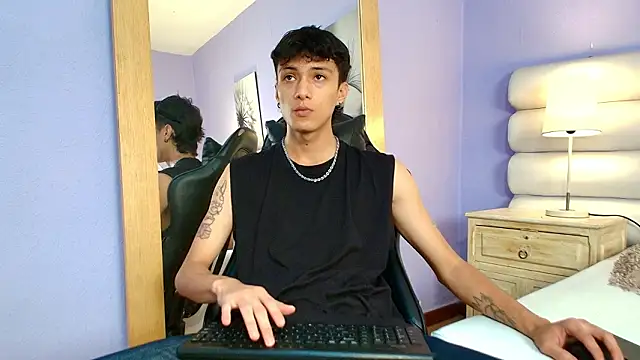 Lean Portman online show from March 29, 2026, 2:28 pm