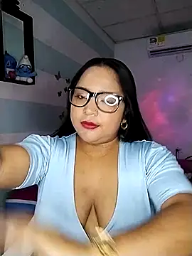 Angelly ricura online show from September 29, 2025, 2:44 pm