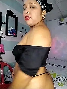 Snapshot of Angelly_ricura chatting on November 7, 2025, 2:28 pm Angelly ricura online show from November 7, 2025, 2:28 pm