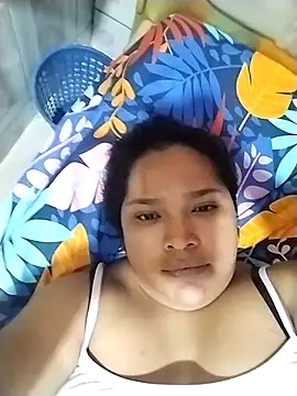 Snapshot of Angelly_ricura chatting on November 22, 2025, 1:43 pm Angelly ricura online show from November 22, 2025, 1:43 pm