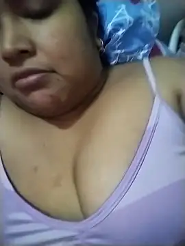 Snapshot of Angelly_ricura chatting on November 23, 2025, 5:35 pm Angelly ricura online show from November 23, 2025, 5:35 pm