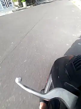 winter0cold  online show from October 12, 2025, 8:46 am