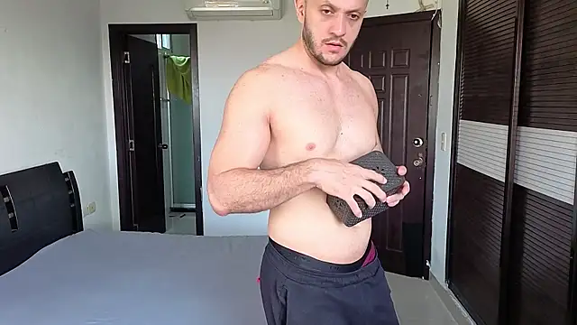 TeddyBear 07 online show from July 11, 2026, 11:46 am