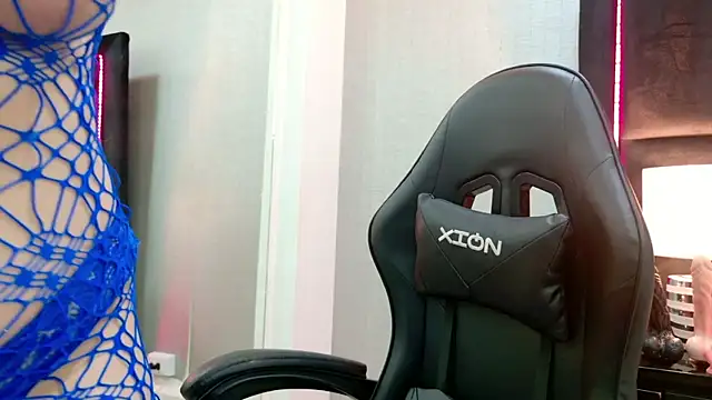 Sweet Lucianaa online show from November 6, 2025, 8:32 pm