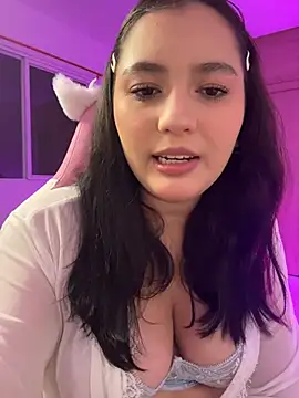 Snapshot of Angeldusttt chatting on April 17, 2026, 11:19 pm Angeldusttt online show from April 17, 2026, 11:19 pm