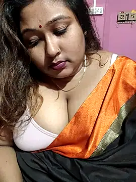 hotbhabhi011 online show from January 19, 2026, 4:22 pm