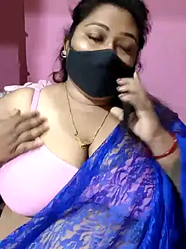 Snapshot of hotbhabhi011 chatting on June 12, 2026, 2:05 pm hotbhabhi011 online show from June 12, 2026, 2:05 pm