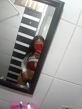 Venuxx online show from November 23, 2025, 9:36 pm