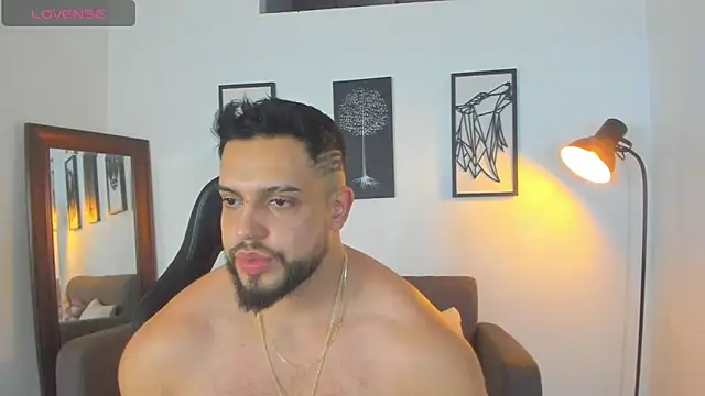 Justin kingX7 online show from November 7, 2025, 10:21 pm