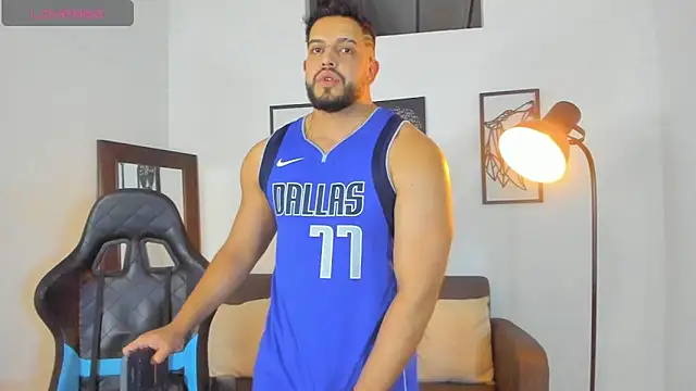 Justin kingX7 online show from November 20, 2025, 10:42 pm