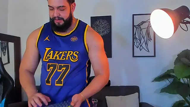 Justin kingX7 online show from July 5, 2026, 3:13 am