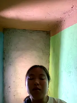 viluna online show from October 23, 2025, 1:38 am