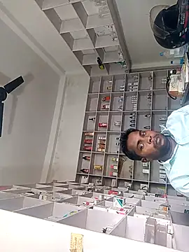 Snapshot of blackdick44 chatting on October 31, 2025, 8:37 am blackdick44 online show from October 31, 2025, 8:37 am