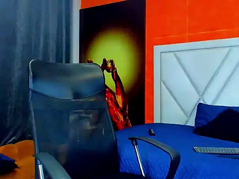 Snapshot of adrian_ray chatting on September 24, 2025, 6:00 pm adrian ray online show from September 24, 2025, 6:00 pm